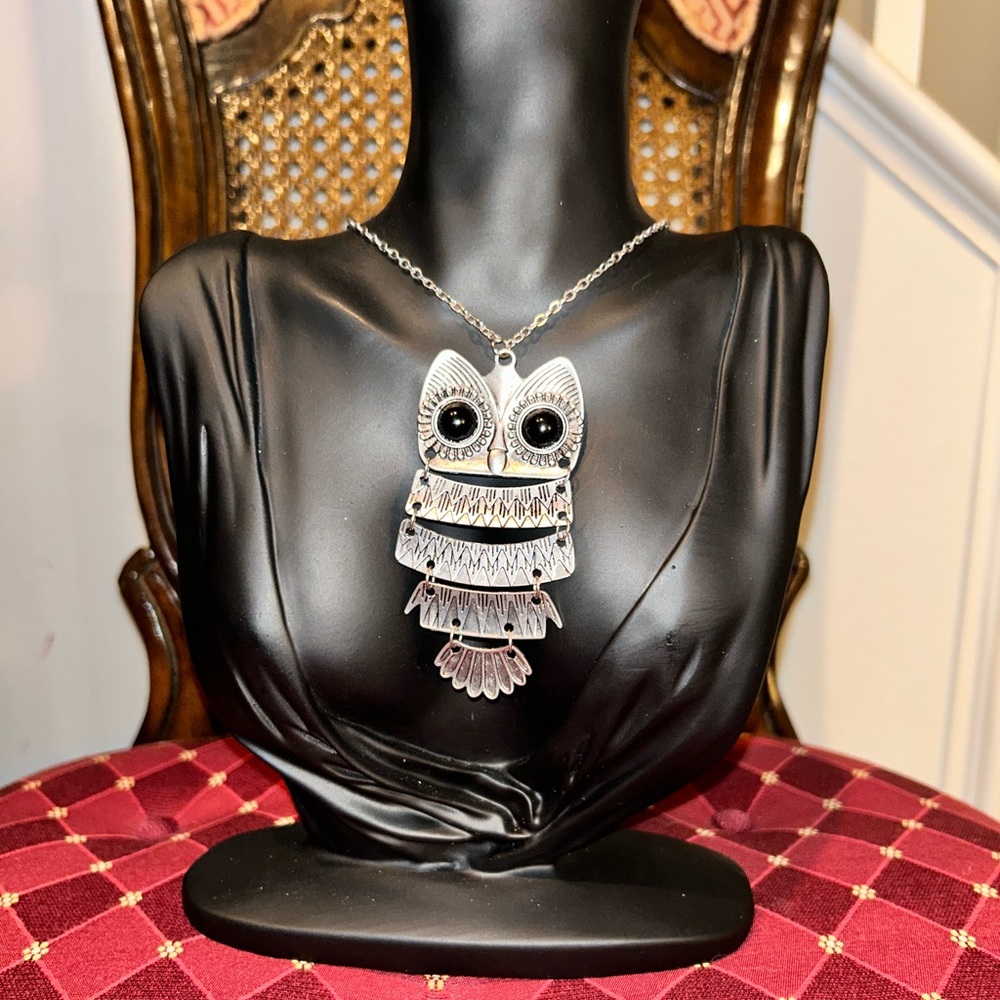 Owl ๐ฆ pendant necklace - Picture 4 of 5
